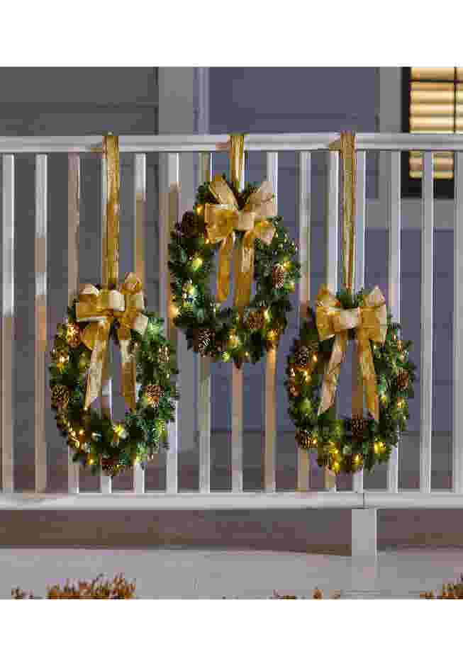 Set Of 3 Cordless Pre-Lit Mini Christmas Wreaths image number 0