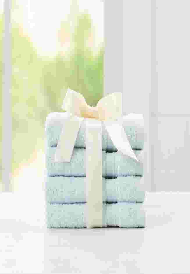 Amore Plush Wash Cloth 4-PC Set image number 0