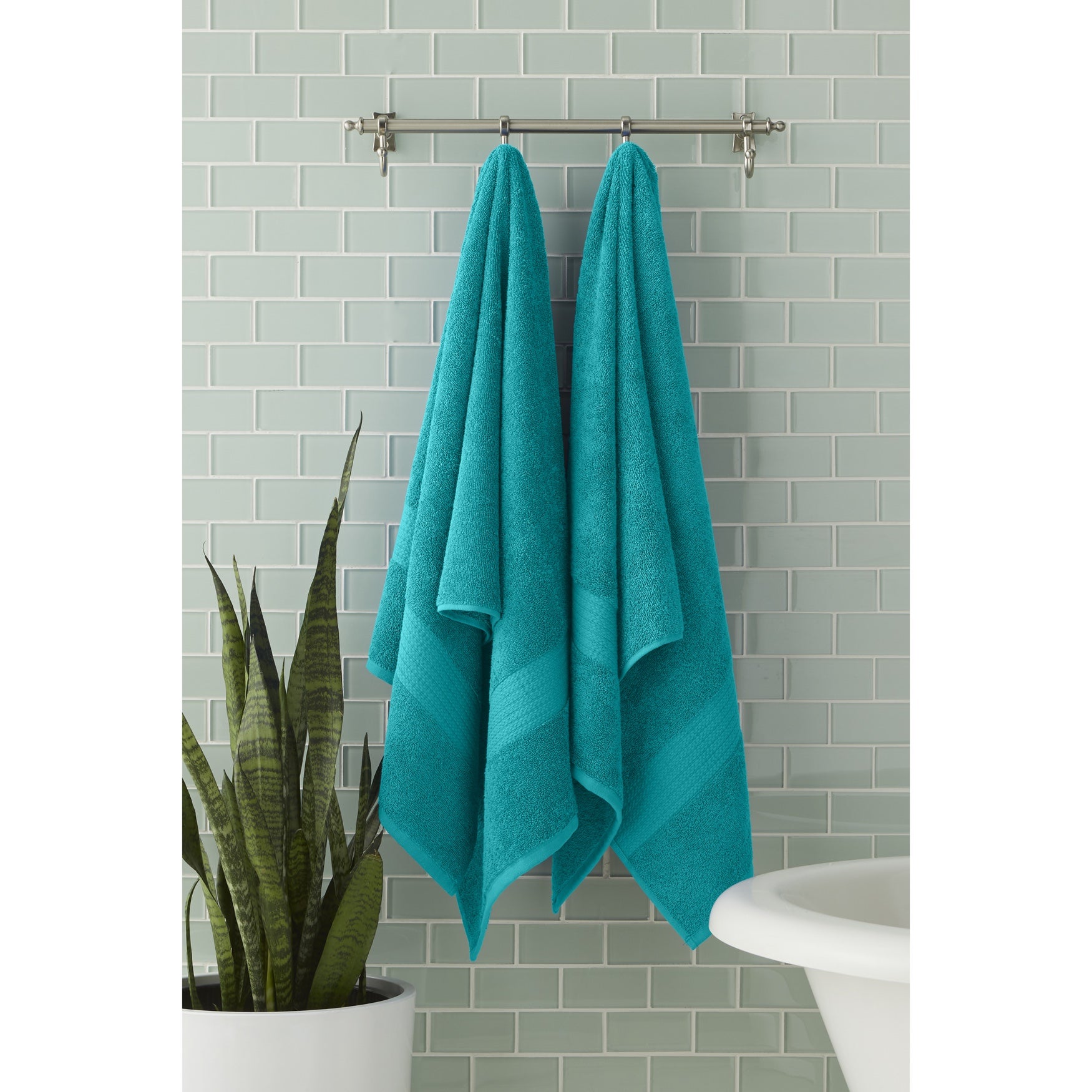 BH Studio 2-Pc. Bath Towel Set image number 0