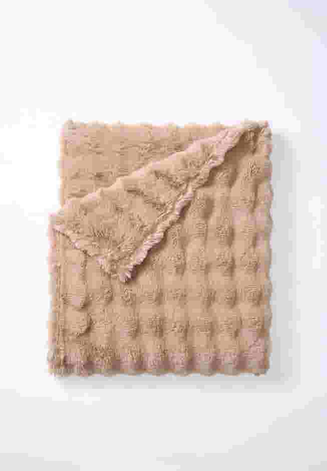 Cascade Ultra Fine Faux Fur Throw image number 0