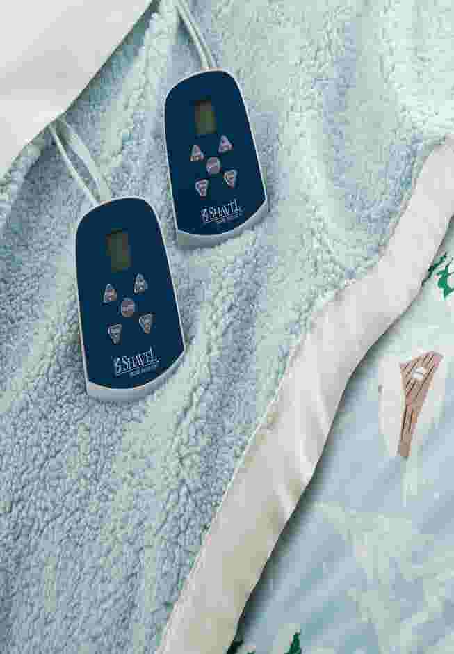 Micro Flannel Sherpa Electric Blanket image number 4
