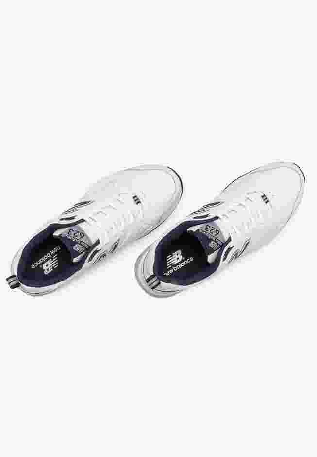 New Balance 623V3 Sneakers image number 4