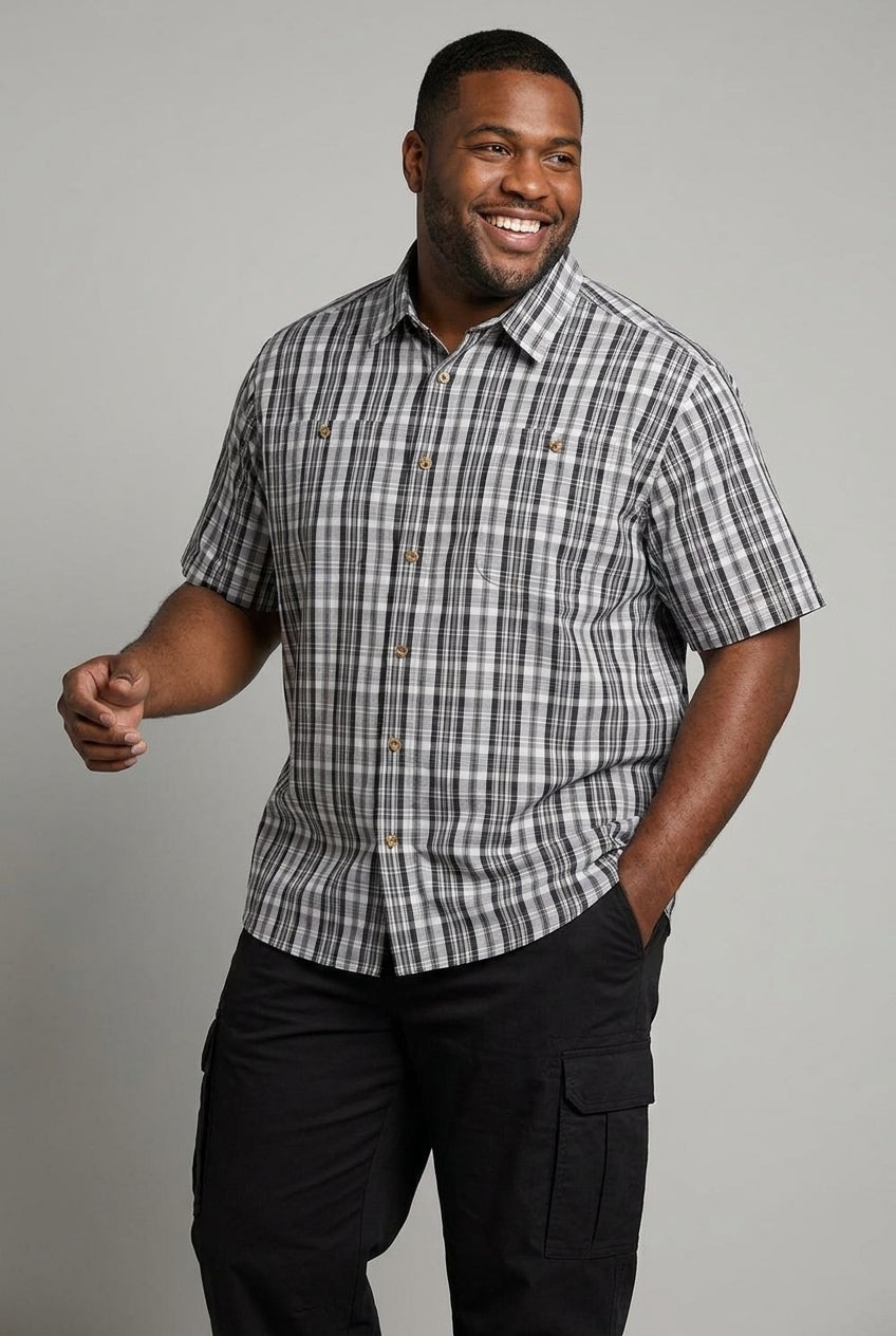 Plaid Wrinkle-Resistant Short Sleeve Button Down image number 0