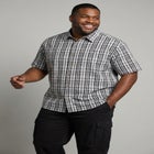 Plaid Wrinkle-Resistant Short Sleeve Button Down image number 0