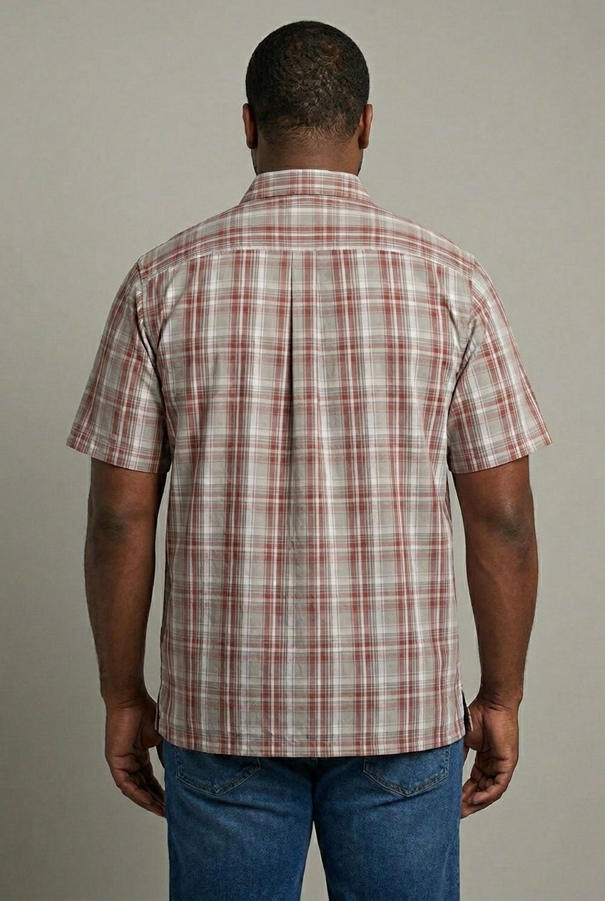 Plaid Wrinkle-Resistant Short Sleeve Button Down image number 3