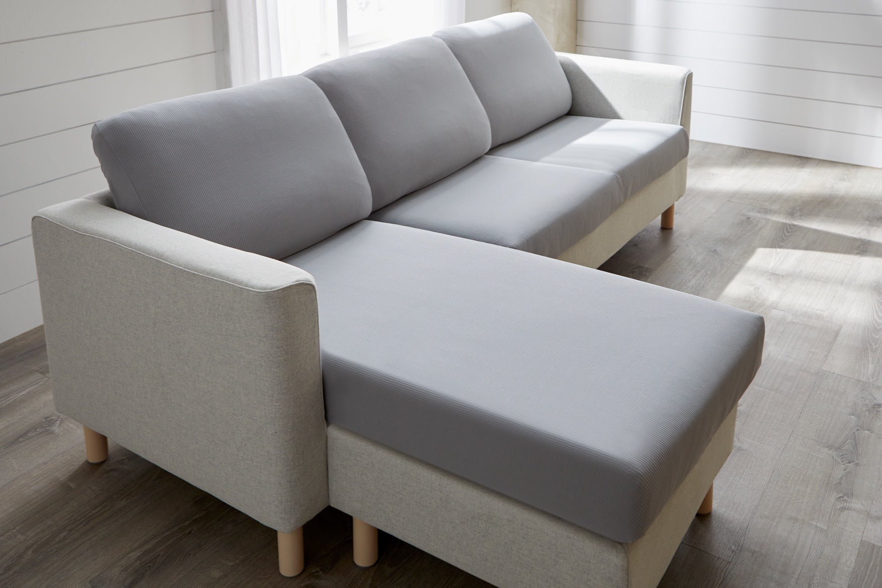 Wonder Back Slipcover image number 1