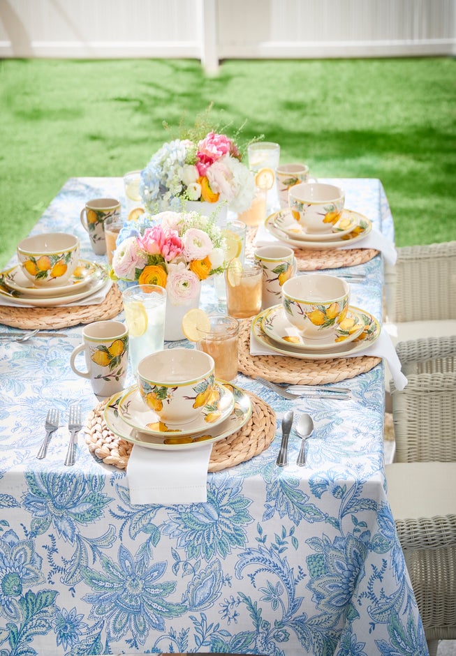 60" x 84" Katarina Floral Table Linen image number 2