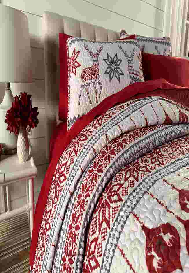 3-Pc. Microfleece Christmas Bedspread Set image number 1