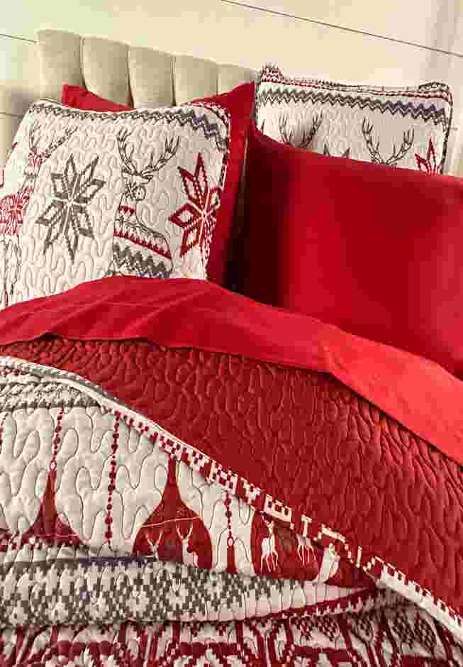 3-Pc. Microfleece Christmas Bedspread Set image number 2