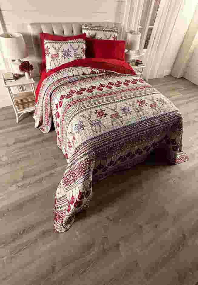 3-Pc. Microfleece Christmas Bedspread Set image number 4