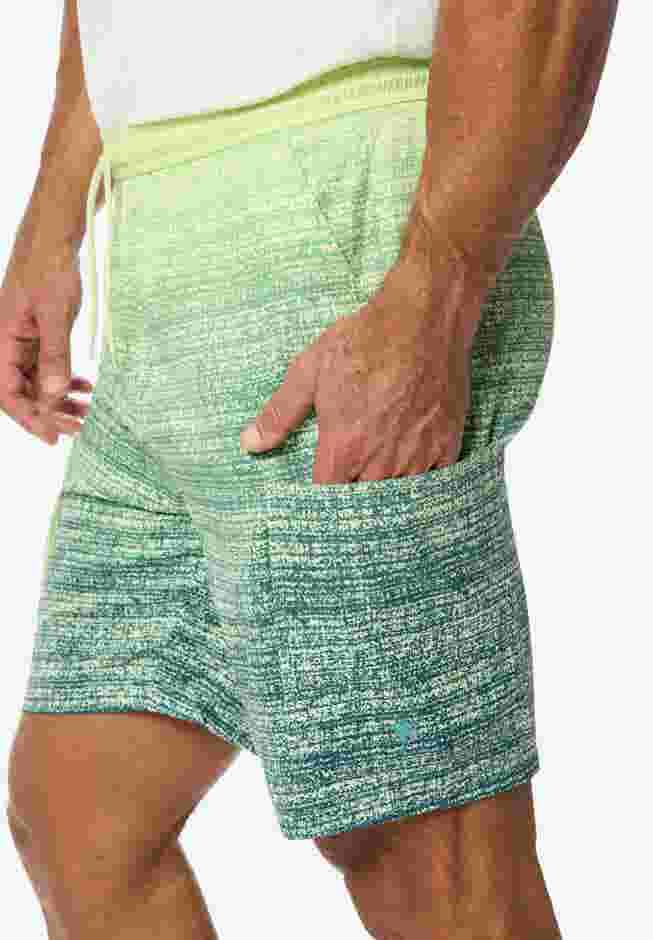 8" Cargo Shorts with Super Stretch Liner image number 2