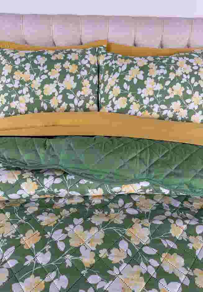 BH Studio Scalloped Hem Bedspread image number 3