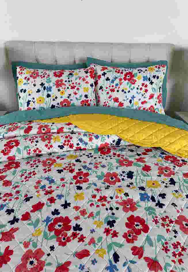 BH Studio Scalloped Hem Bedspread image number 4