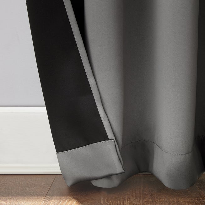 Sun Zero™ Oslo 100% Blackout Grommet Panel image number 1