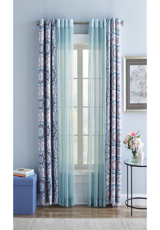 Sun Zero&trade; Blackout Nepal Grommet Panel image number 1