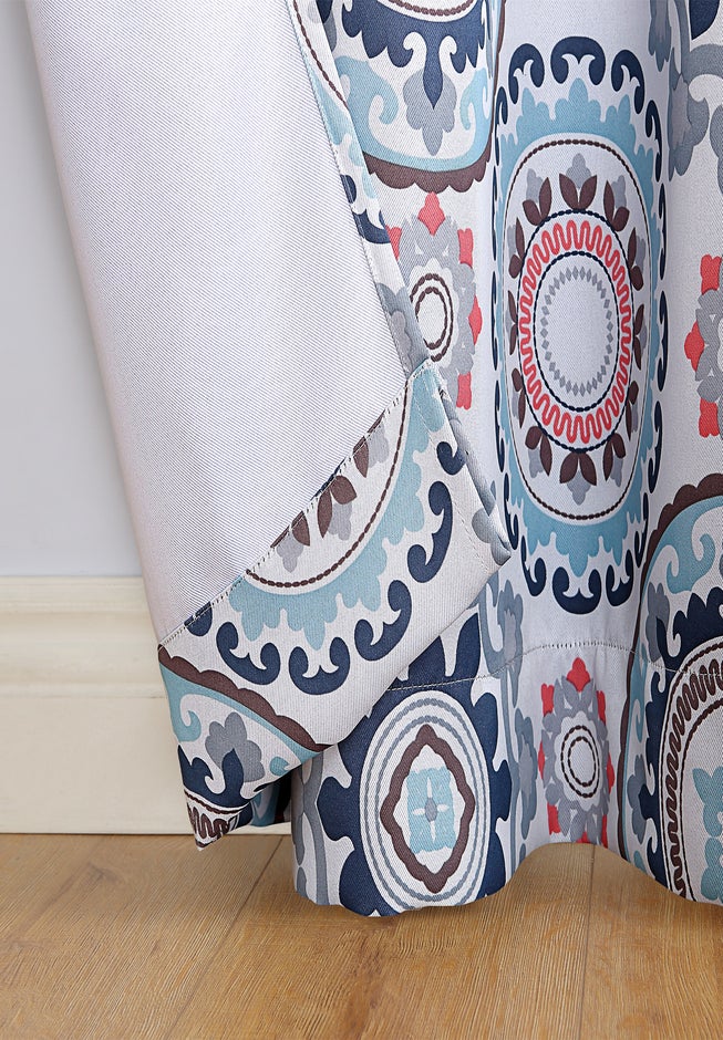 Sun Zero&trade; Blackout Nepal Grommet Panel image number 2