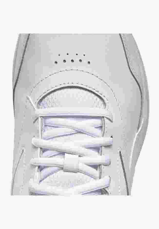 Walk Ultra Sneaker image number 3