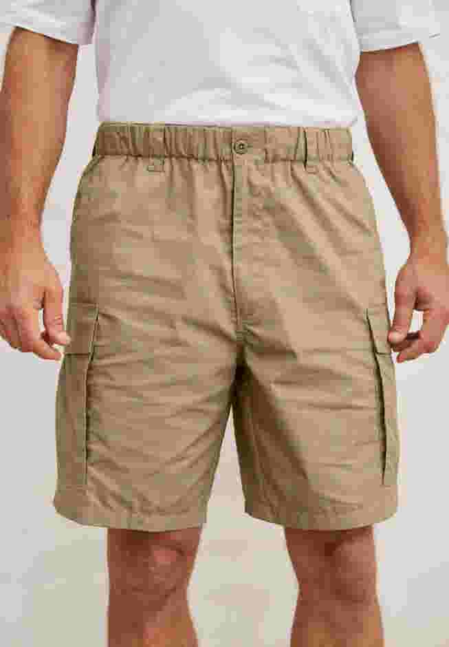 8" Moisture Wicking Cargo Shorts image number 0