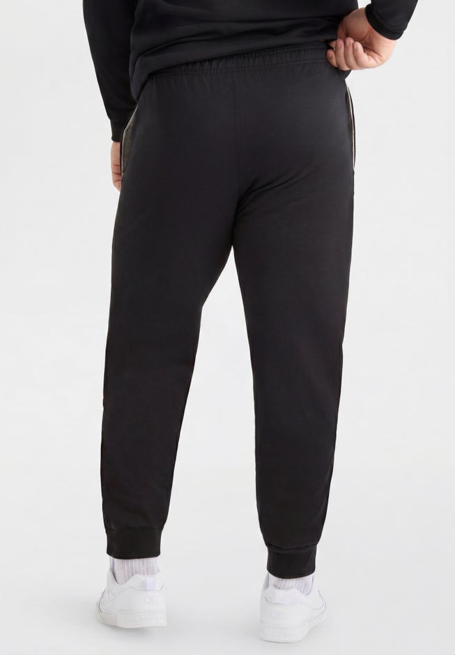 Champion&reg; Powerblend Joggers image number 1