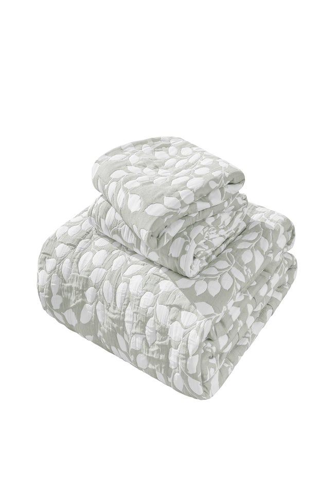 3-Pc. Reversible Leaves Jacquard Quilt Set image number 4