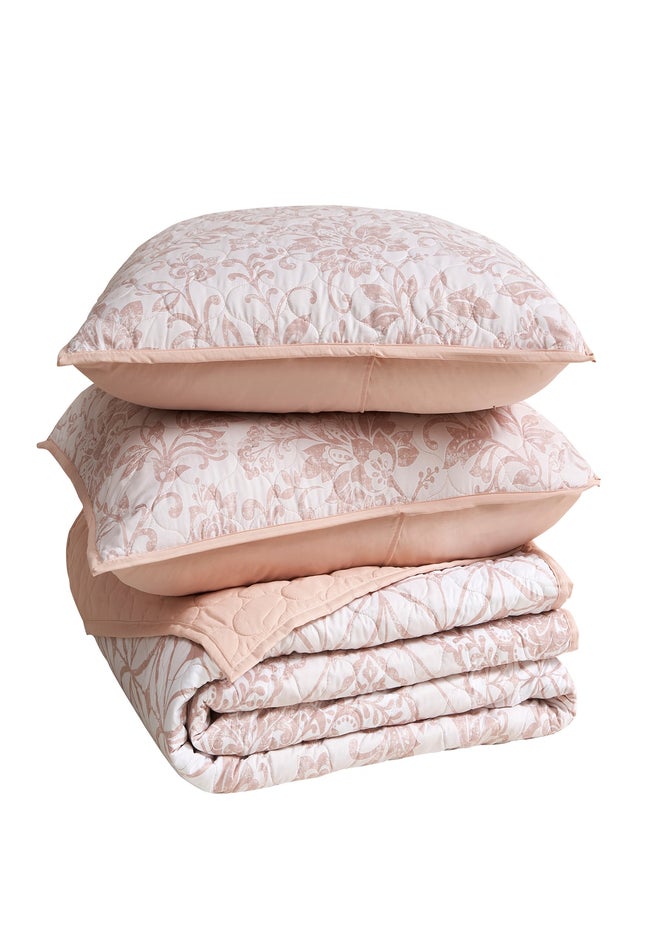 NEW HAVEN 3PC QUILT SET. image number 1
