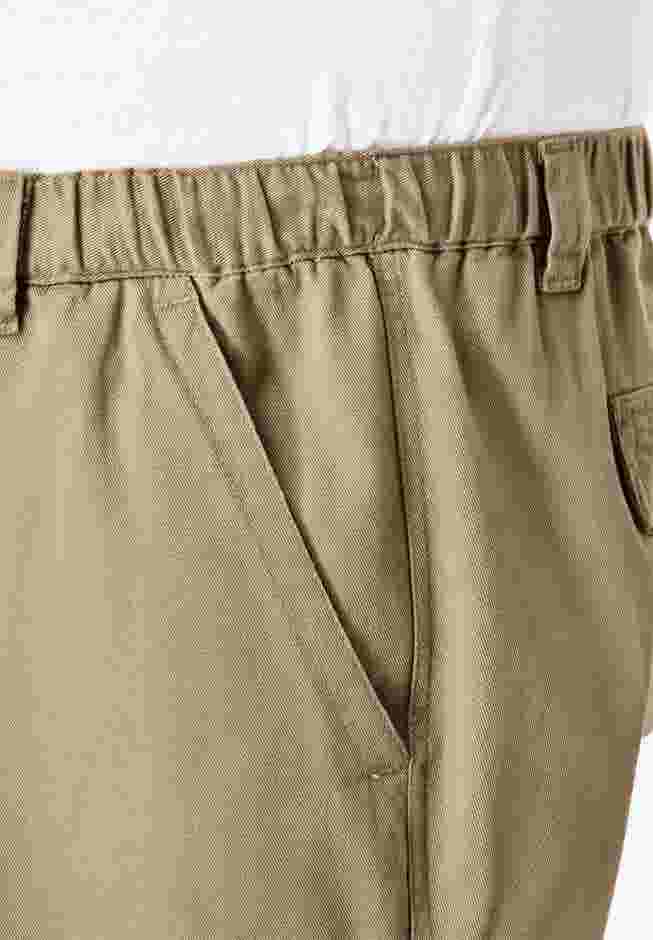 Renegade 9" Full Elastic Waist Cargo Shorts image number 3