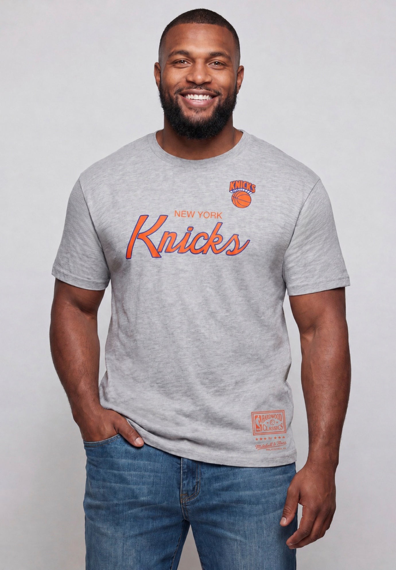 New York Knicks Mitchell & Ness Hardwood Classics Vintage Wordmark T-Shirt image number 0