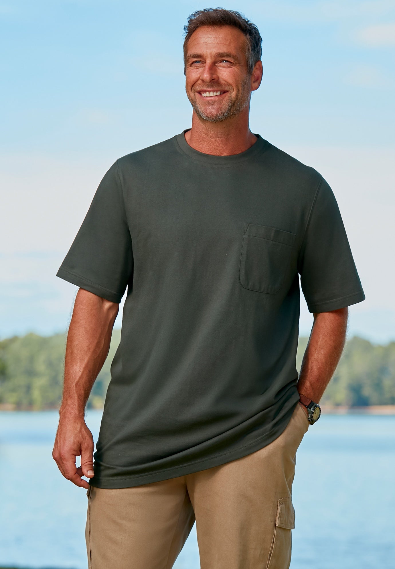 Heavyweight Pocket Crewneck T-Shirt image number 3