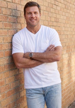 Shrink-Less Lightweight V-Neck Pocket T-Shirt