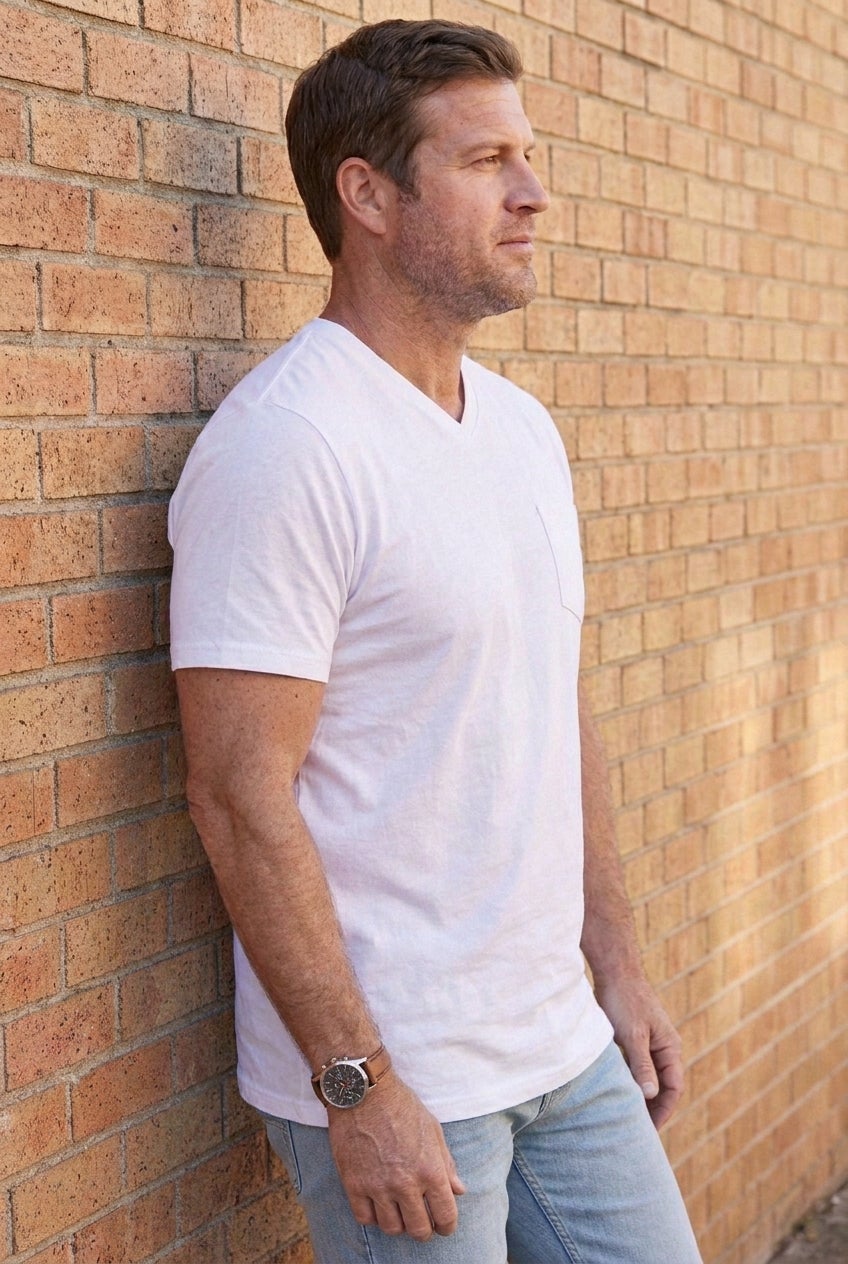 Shrink-Less Lightweight V-Neck Pocket T-Shirt image number 1