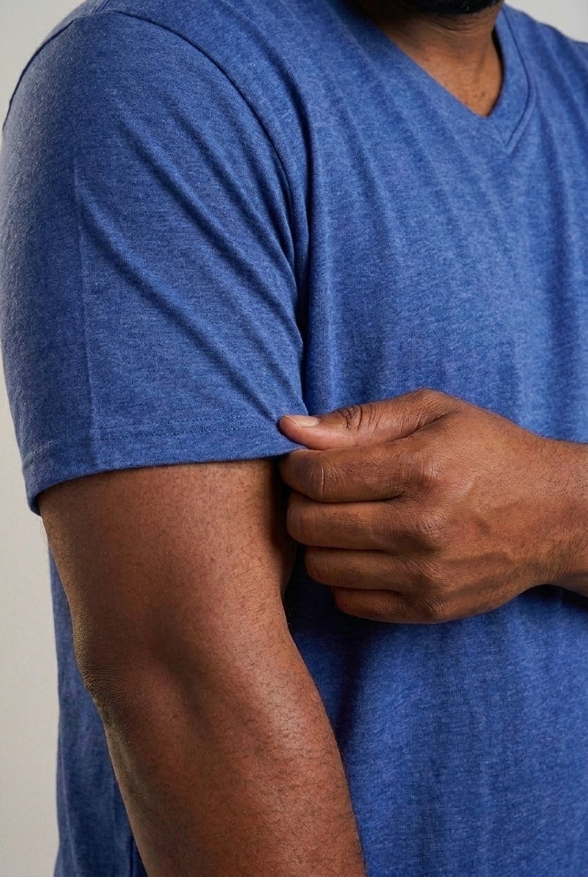 Shrink-Less Lightweight V-Neck Pocket T-Shirt image number 3