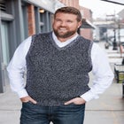 Shaker Knit V-Neck Sweater Vest image number null