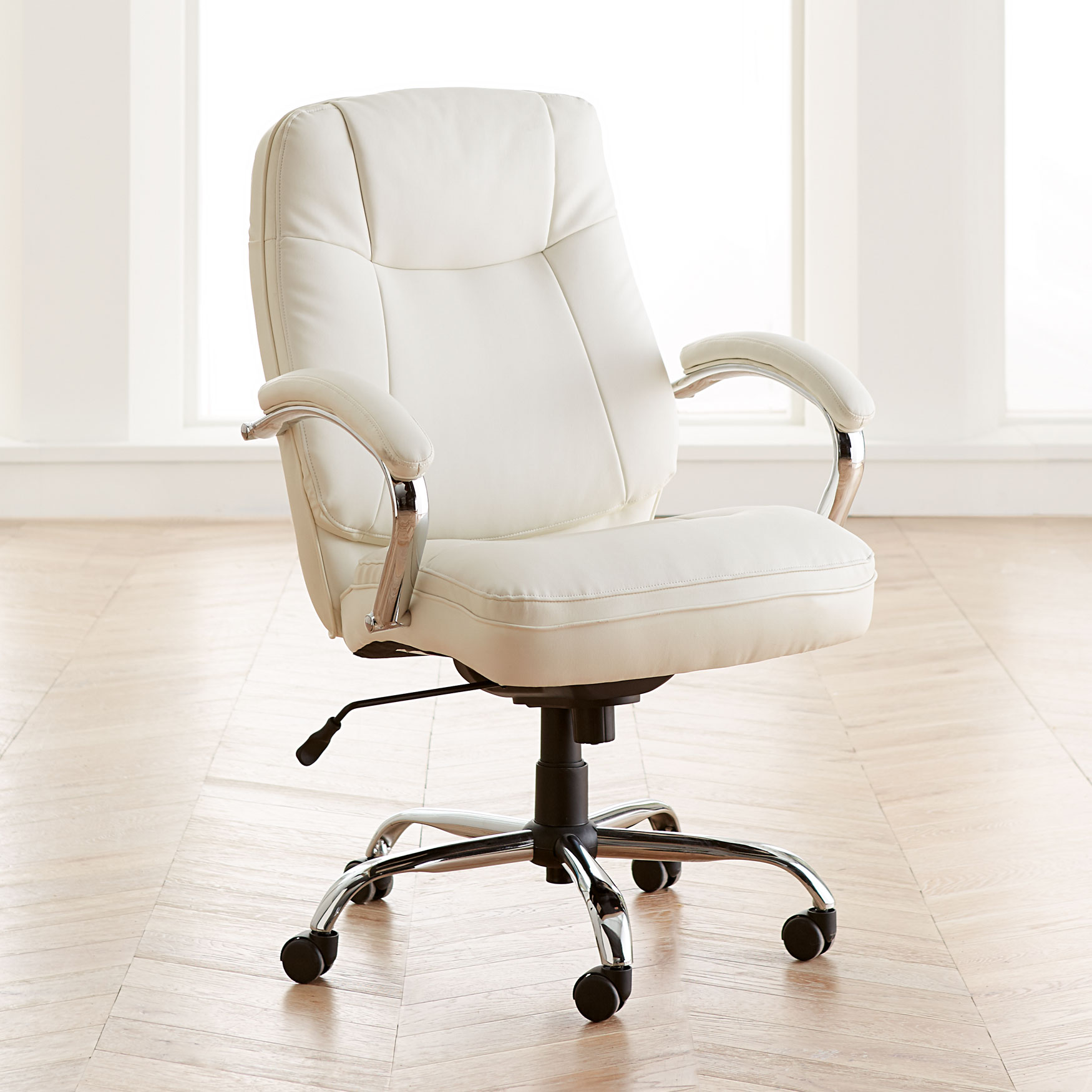 Oversized Women&apos;s Office Chair, 