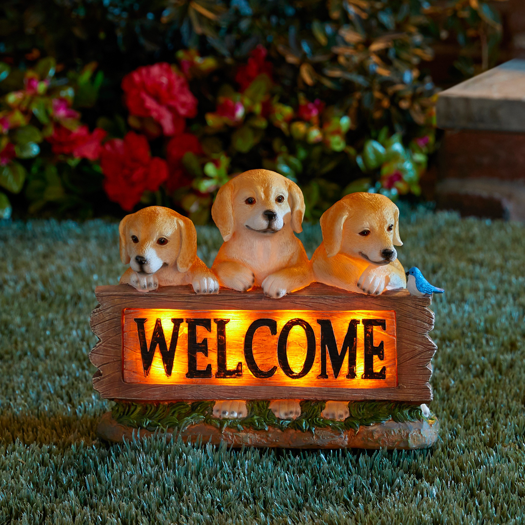 3 Dogs Solar Welcome Sign, BROWN